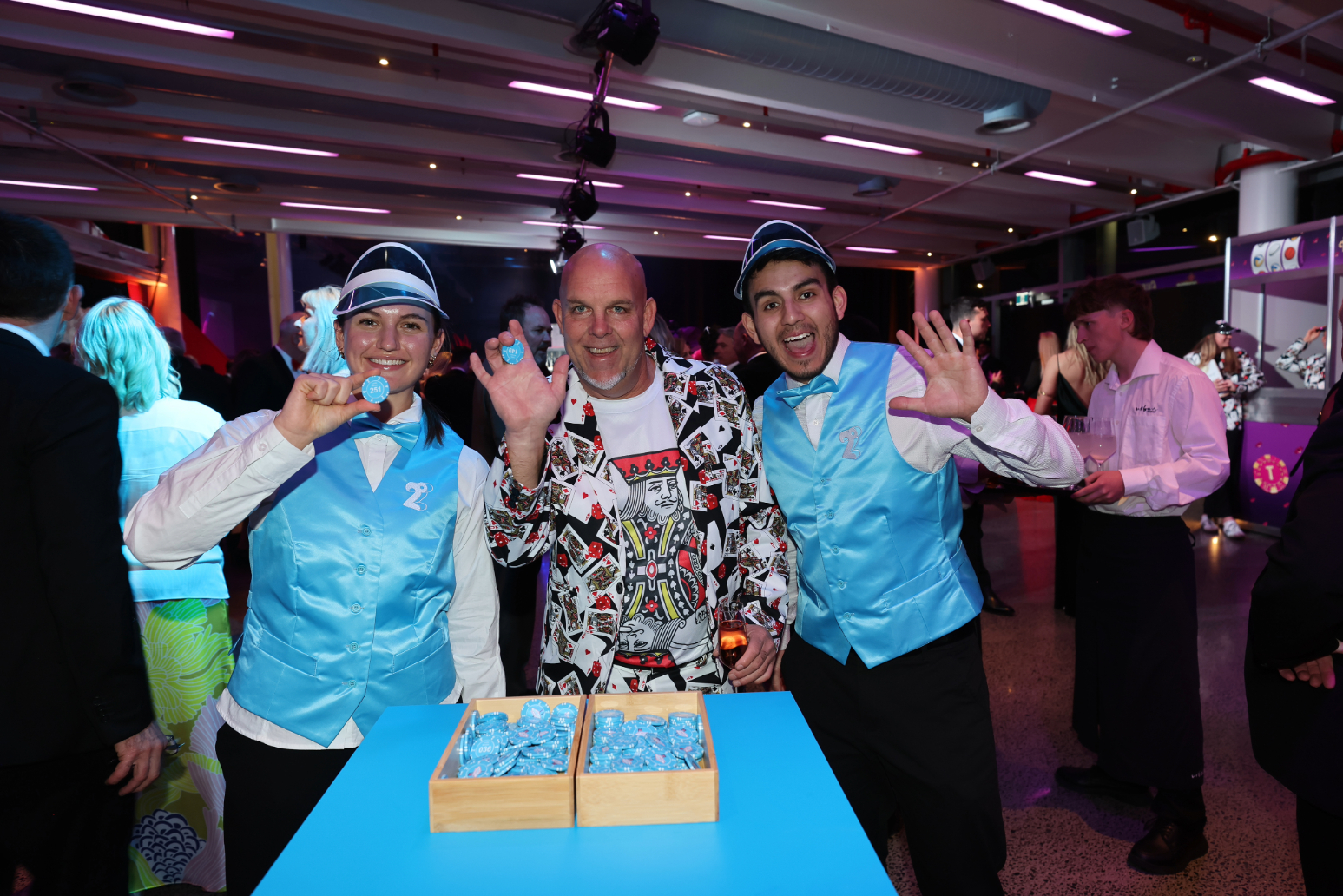 2degrees croupiers in action